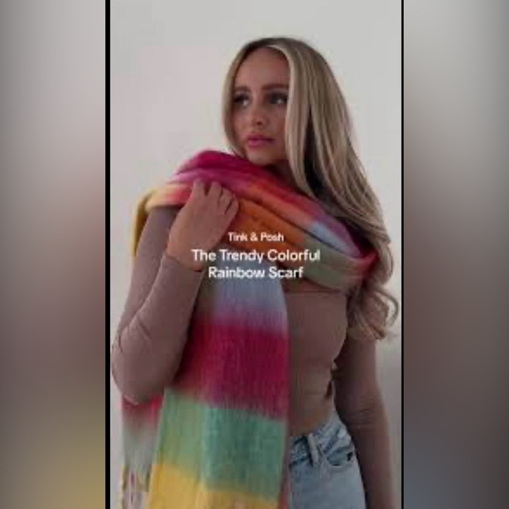 GAP Multicolor Striped Scarf - Picture 2 of 8